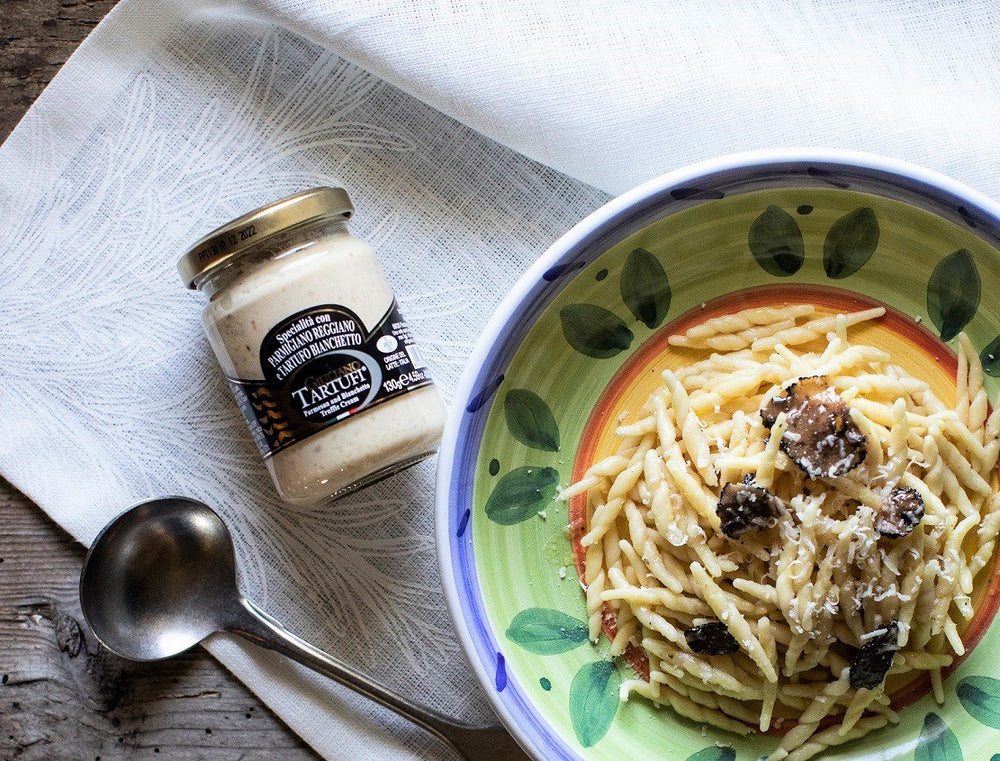 
            
                Load image into Gallery viewer, PARMESAN AND BIANCHETTO TRUFFLE CREAM
            
        